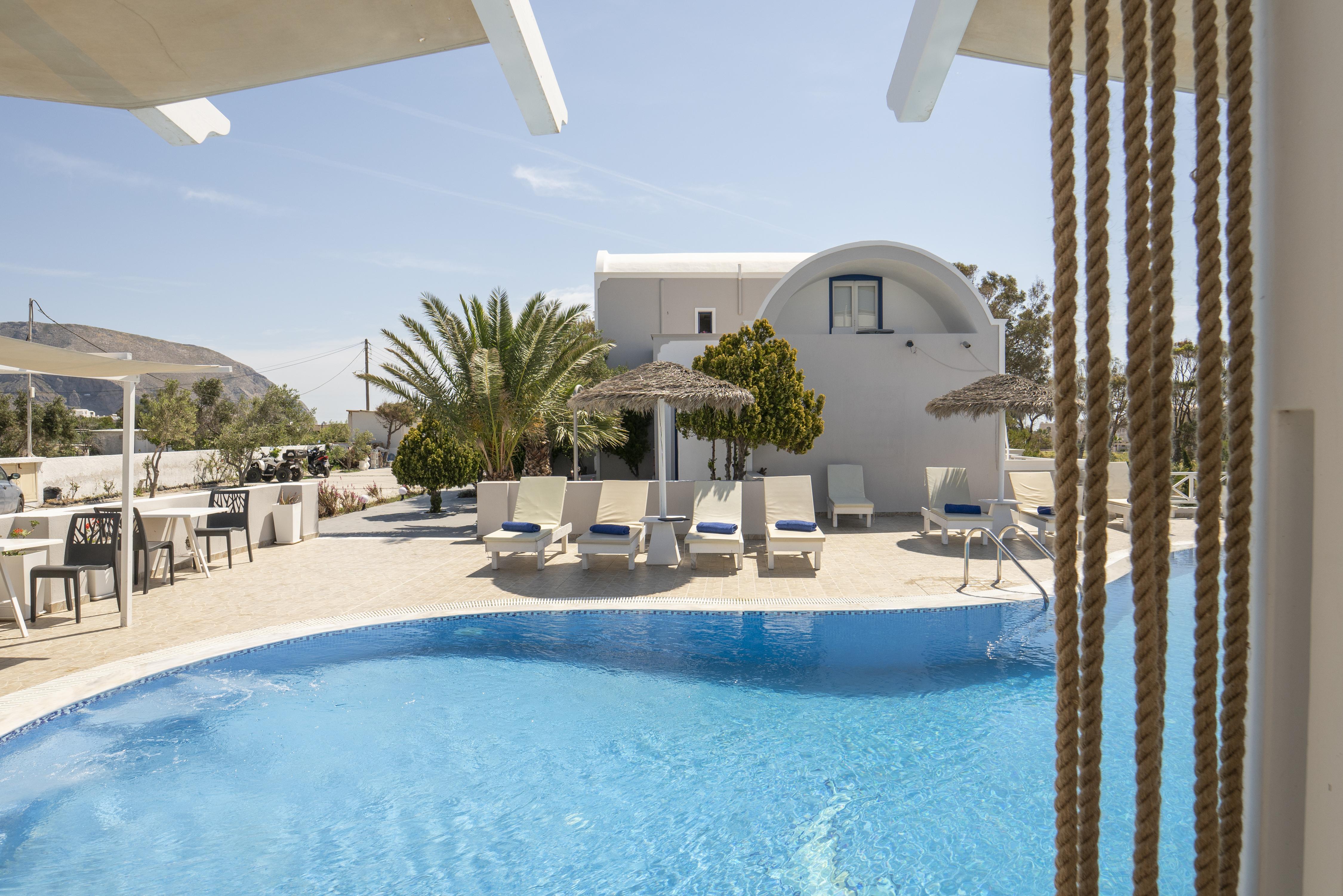 Hotel Bella Santorini